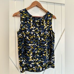 Nine West Sleeveless Geometric Print Camisole in Navy, Olive & White